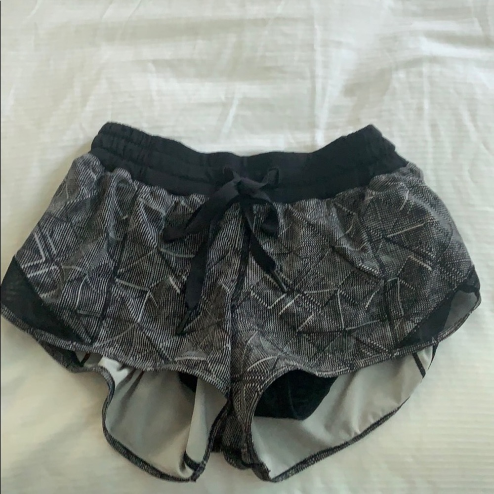 lululemon 2.5 shorts